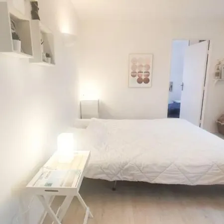 Apartment Avec Piscine, 100m Et Hypercentre *