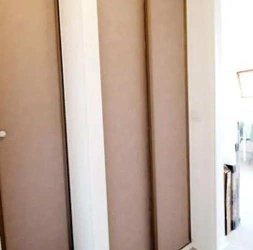 Avec Piscine, 100m Et Hypercentre Lejlighed